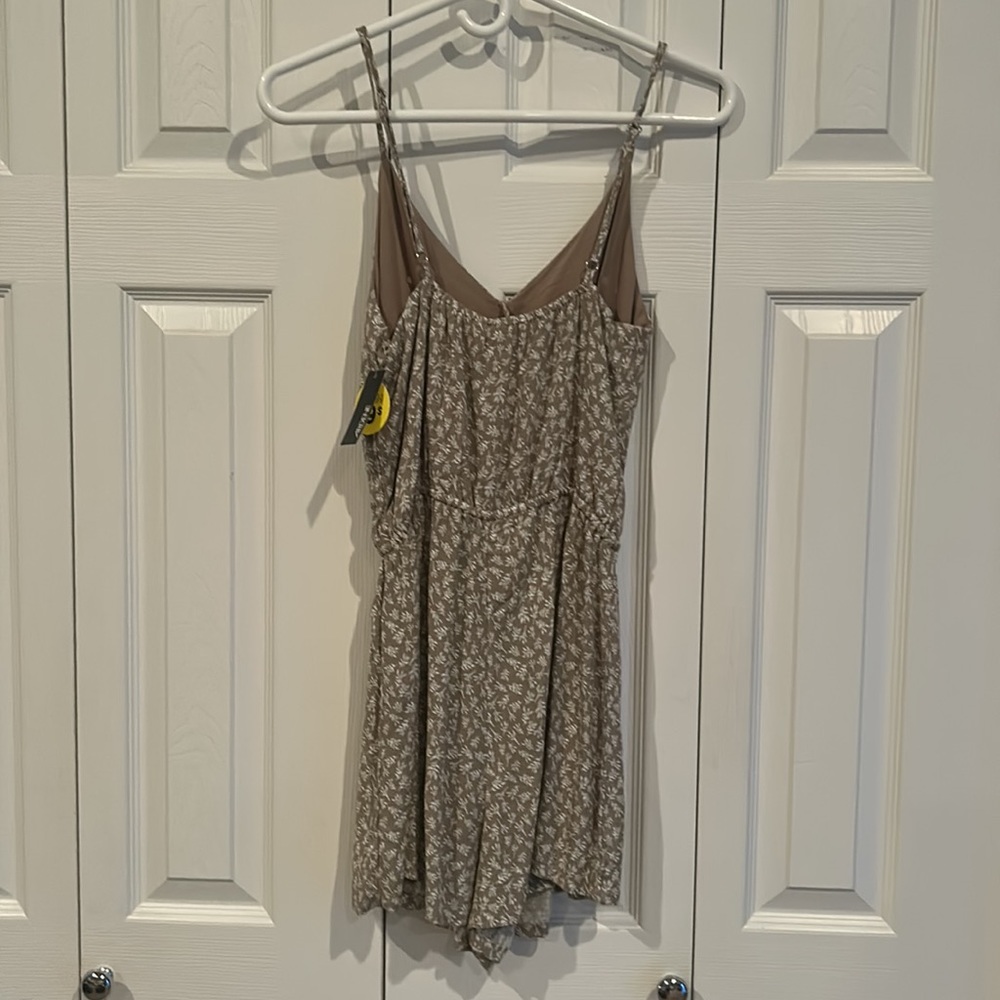 Ardene romper - Picture 2 of 4